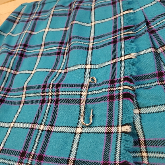 Vintage Dresses & Skirts - Vintage Plaid Pleated Wool Mini Skirt size 6
